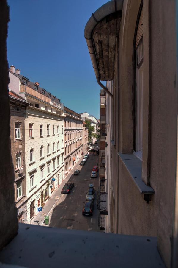 Pau Stylish In The Heart Of Apartman *